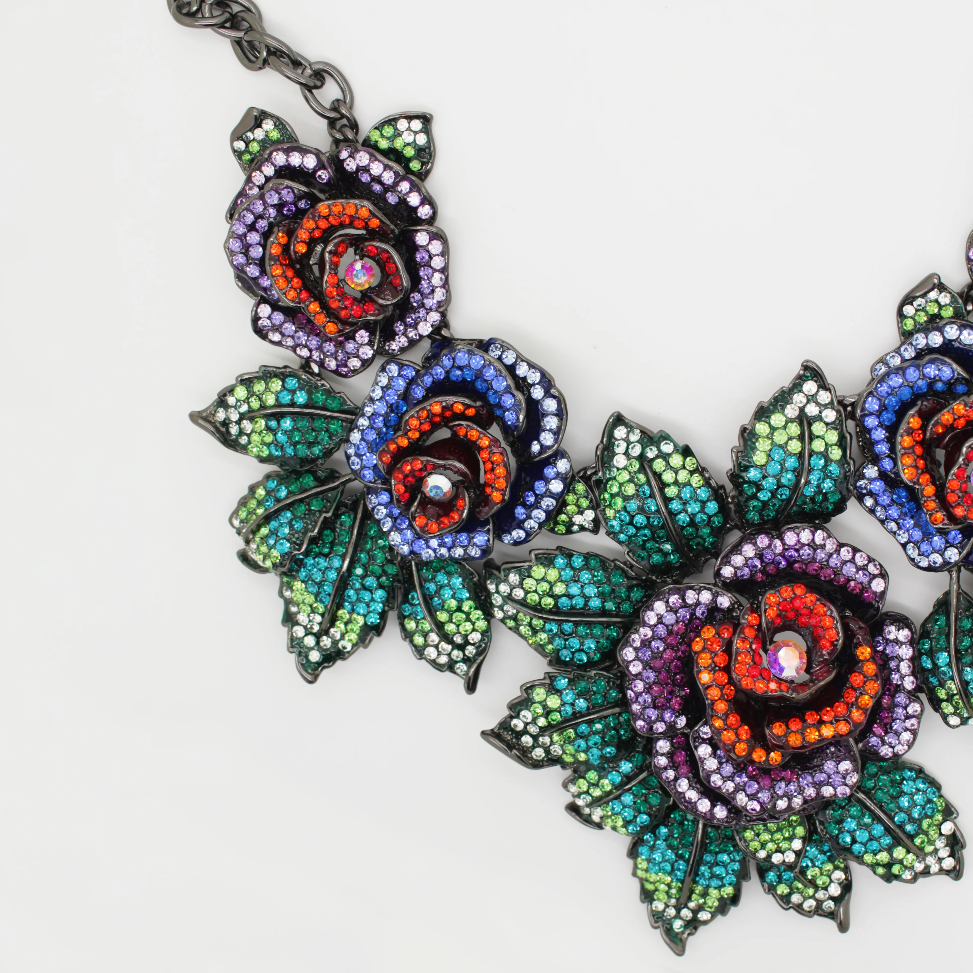 Blossoming Roses Necklace - Image 3