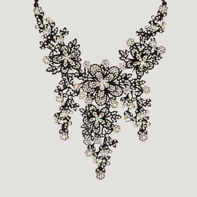 Trailing Flowers Y-Shape Necklace - Image 7